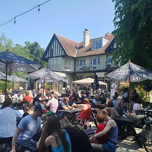 Hotel The Weir, Walton-on-Thames